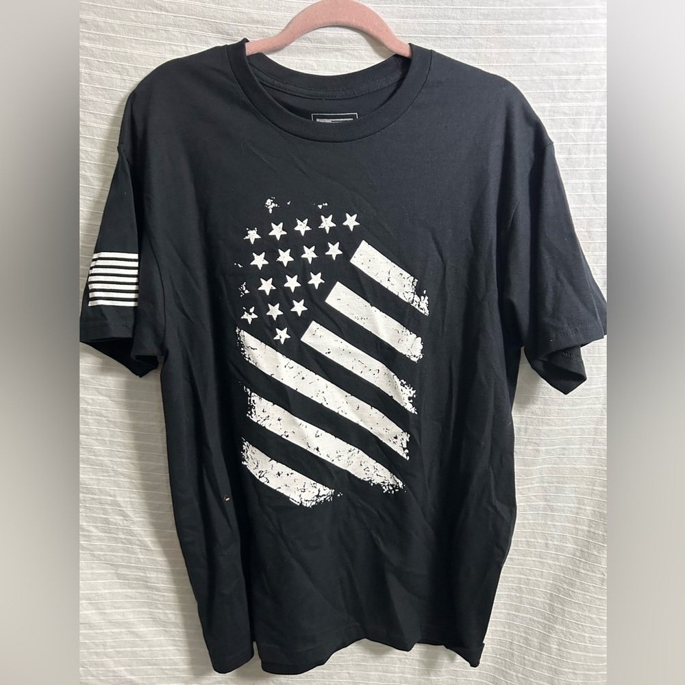 Distressed USA Flag Short Sleeve T-shirt Black Mens Size L